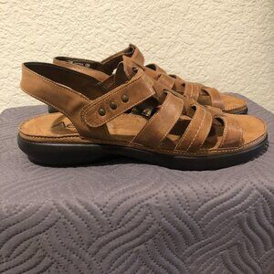 Aergo by Aerosols Leap Frog Leather Sandal